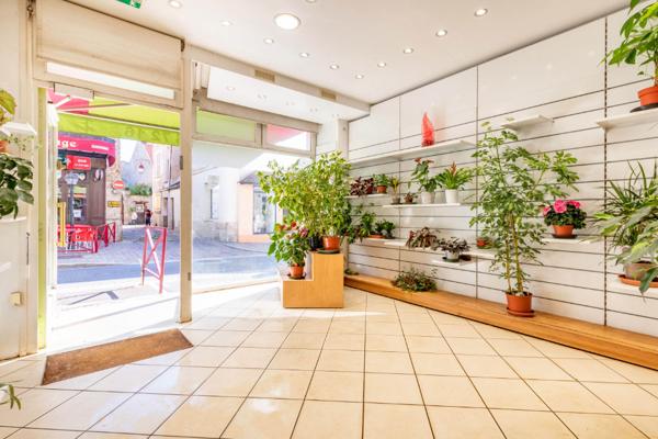 Local commercial de 67 m² ROZAY EN BRIE