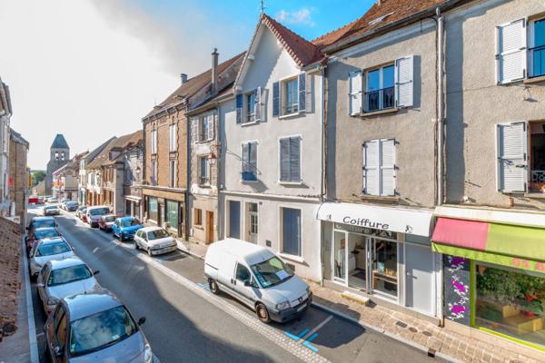 Local commercial de 67 m² ROZAY EN BRIE