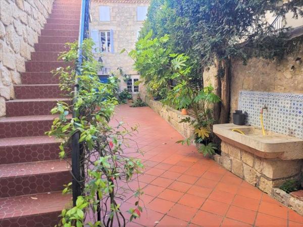 Maison à vendre |  Condom |  10 pièces | 285 m²