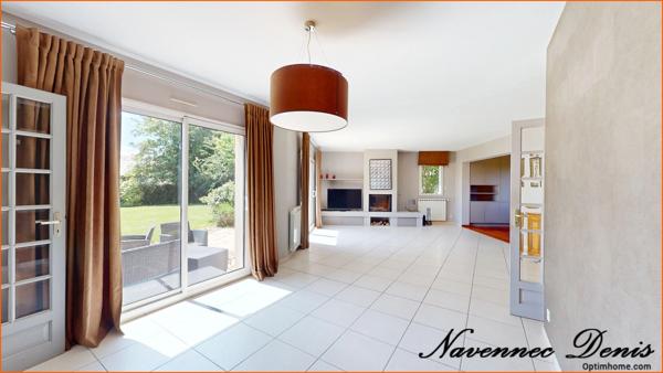 Maison contemporaine Le Neubourg - 7 pièces - 188 m2 hab -1302 m2 de terrain