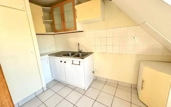 Appartement à louer    3 pièces • 5 417 m2 Marcillac-Vallon