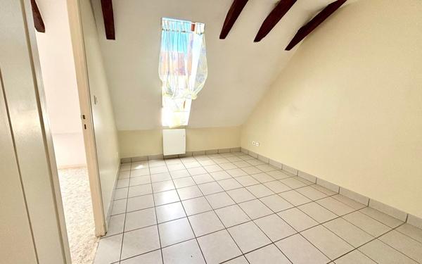Appartement à louer    3 pièces • 5 417 m2 Marcillac-Vallon