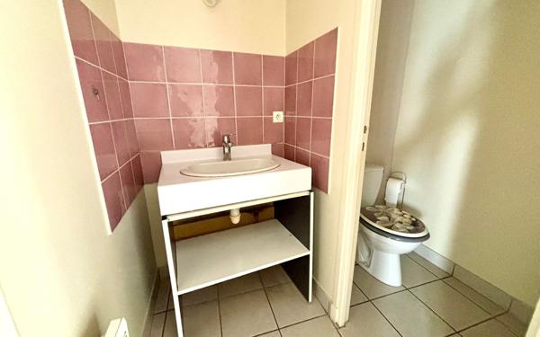 Appartement à louer    3 pièces • 5 417 m2 Marcillac-Vallon