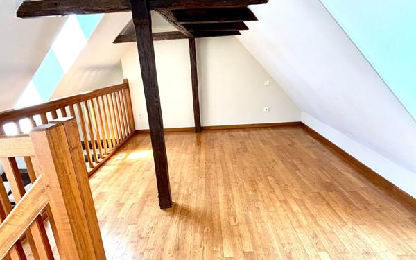 Appartement à louer    3 pièces • 5 417 m2 Marcillac-Vallon