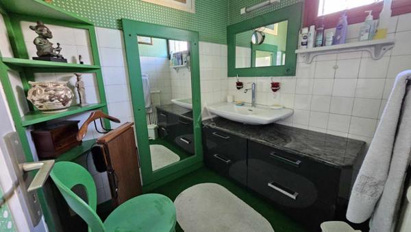 Maison de maître au cur d'Albertville  255 m² habitables, jardin clos, annexes  Prix : 575 000  FAI