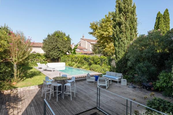 Parc Bordelais – Spacieuse maison familiale de 255m² avec garage et piscine