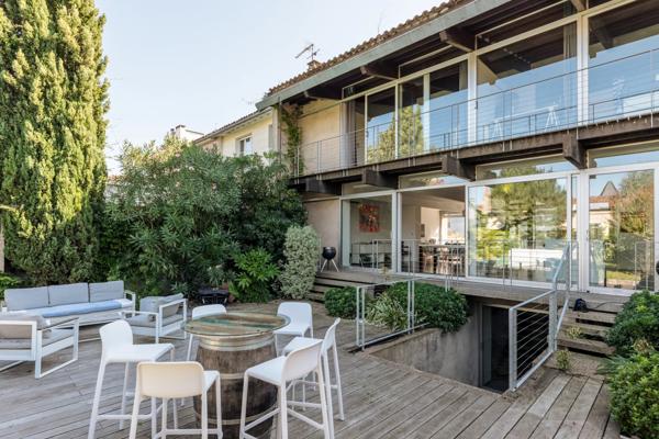 Parc Bordelais – Spacieuse maison familiale de 255m² avec garage et piscine