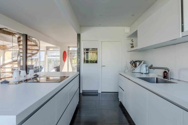 Parc Bordelais – Spacieuse maison familiale de 255m² avec garage et piscine