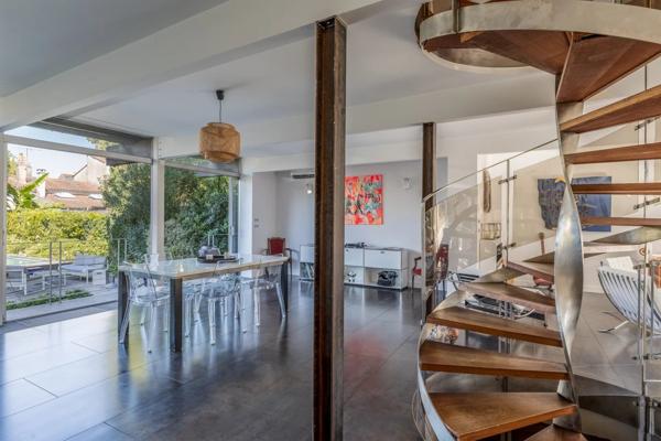 Parc Bordelais – Spacieuse maison familiale de 255m² avec garage et piscine