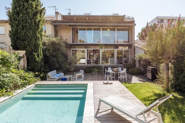 Parc Bordelais – Spacieuse maison familiale de 255m² avec garage et piscine