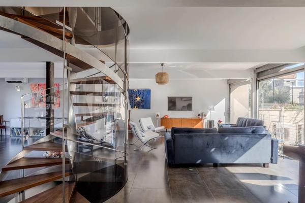 Parc Bordelais – Spacieuse maison familiale de 255m² avec garage et piscine