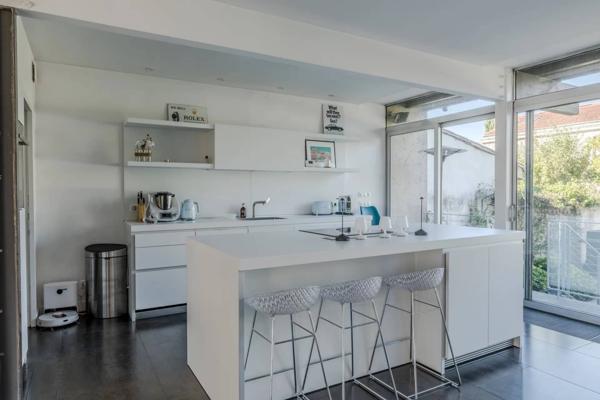 Parc Bordelais – Spacieuse maison familiale de 255m² avec garage et piscine