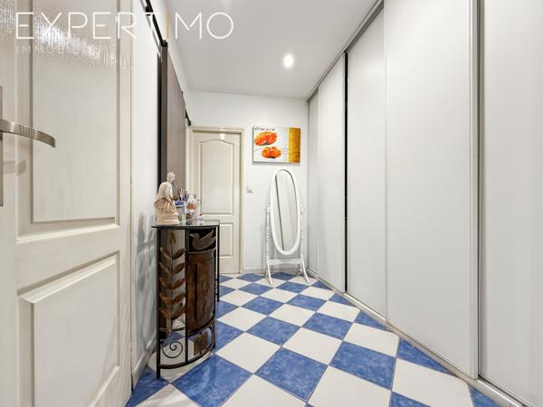 Le Grau-du-Roi (30240) APPARTEMENT TYPE T2 EN REZ DE JARDIN AVEC TERRASSE