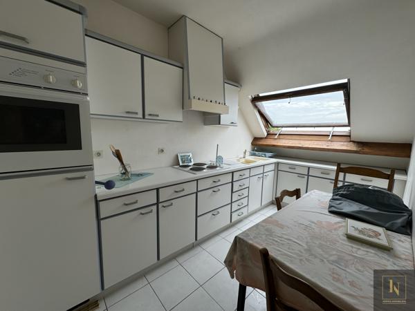 Maison
                                                                                                                                                                                                                                                                                                                        7 pièce(s)                                                                                                                                                                                                          5 chambre(s)                                                                                                                                                                                                          190  m²
