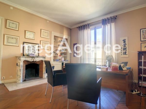 Appartement à MANTES-LA-JOLIE, 78200 - 9 pièces 265m²