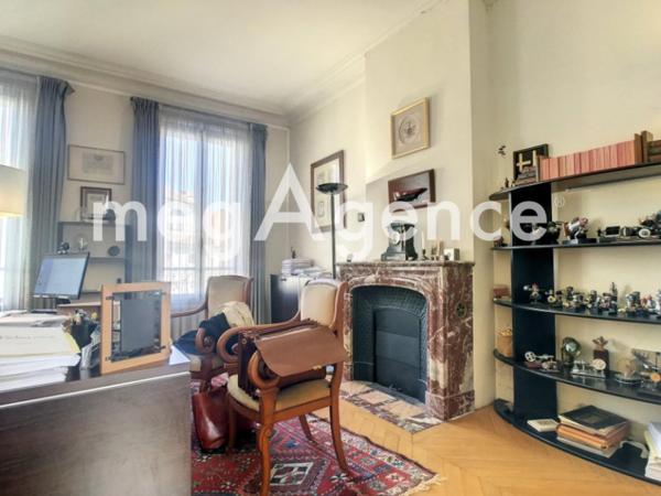 Appartement à MANTES-LA-JOLIE, 78200 - 9 pièces 265m²