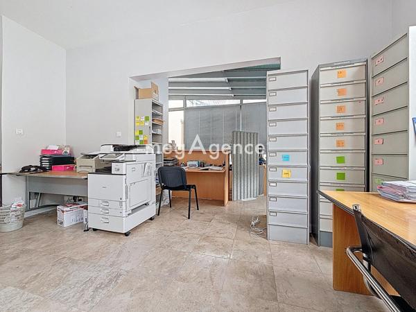 Appartement à MANTES-LA-JOLIE, 78200 - 9 pièces 265m²