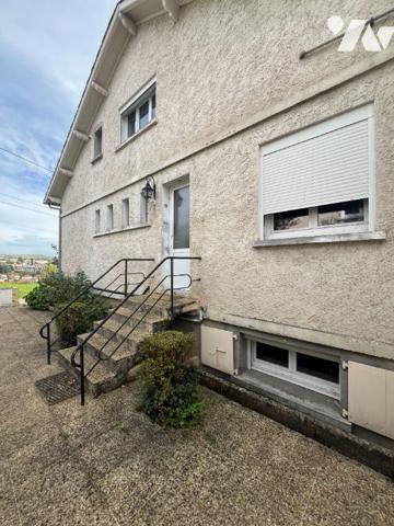 Maison avec jardinet divisée en 4 appartements - Figeac