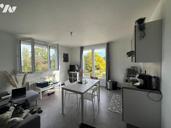 Maison avec jardinet divisée en 4 appartements - Figeac