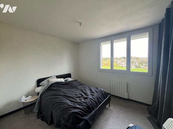 Maison avec jardinet divisée en 4 appartements - Figeac