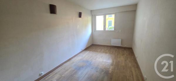 Appartement F3 à vendre  3 pièces - 68,35 m 2   ST MAUR DES FOSSES  - 94