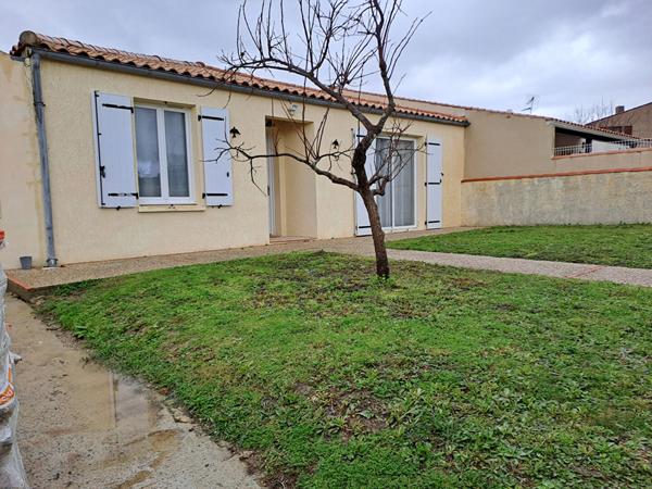 Rare à la location, maison avec 5 chambres de 119 m2 à Aytré