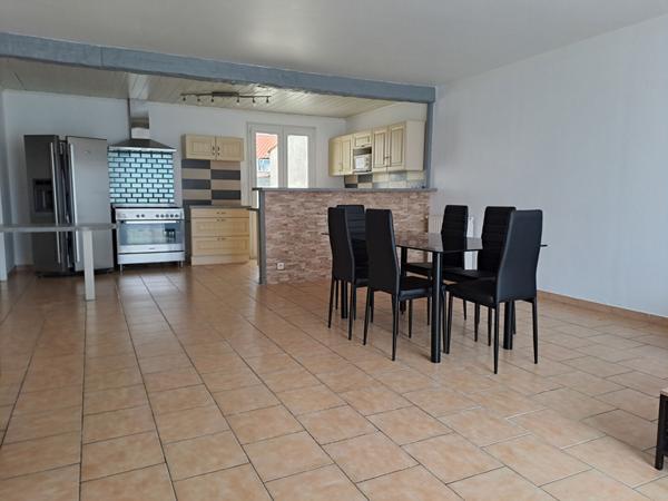 Rare à la location, maison avec 5 chambres de 119 m2 à Aytré