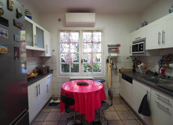 Maison à vendre    7 pièces •  Bollène