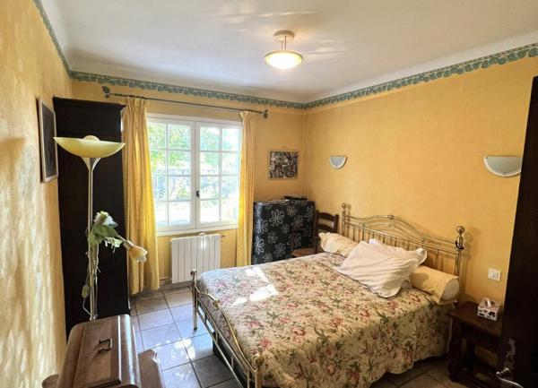 Maison à vendre    7 pièces •  Bollène