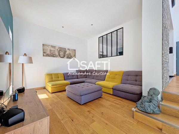 Contemporaine 143 m² 4 chambres, piscine, garage