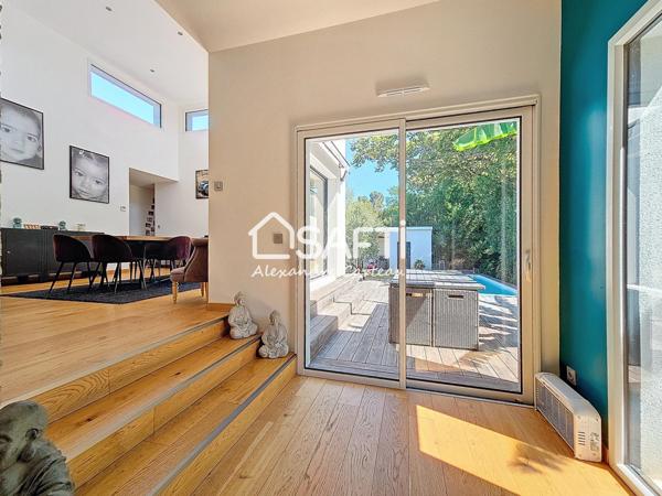 Contemporaine 143 m² 4 chambres, piscine, garage