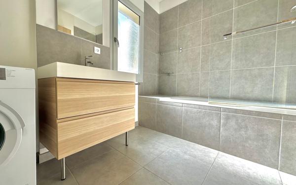 Appartement à louer    3 pièces • 64 m2 Montpellier