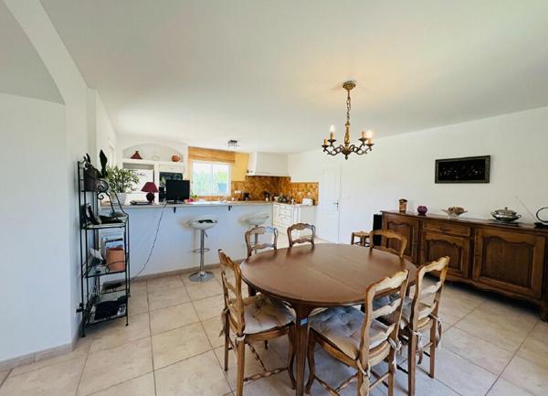 Maison à vendre    6 pièces • 152,54 m2 Mazan