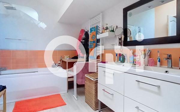 Maison à vendre    5 pièces •  Buxy