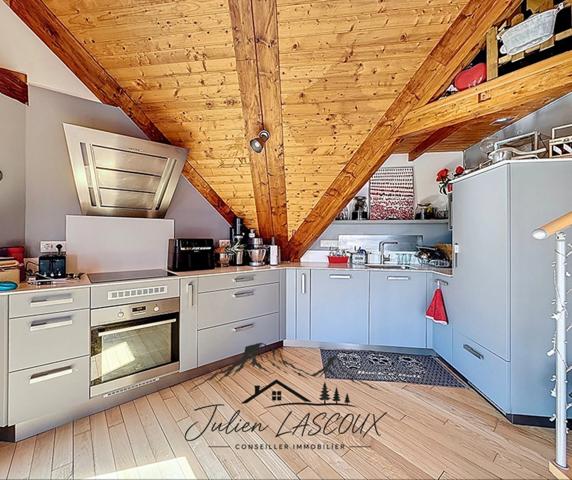 À VENDRE — CHARMANT PETIT CHALET AVEC DÉPENDANCE À LANS-EN-VERCORS (38)