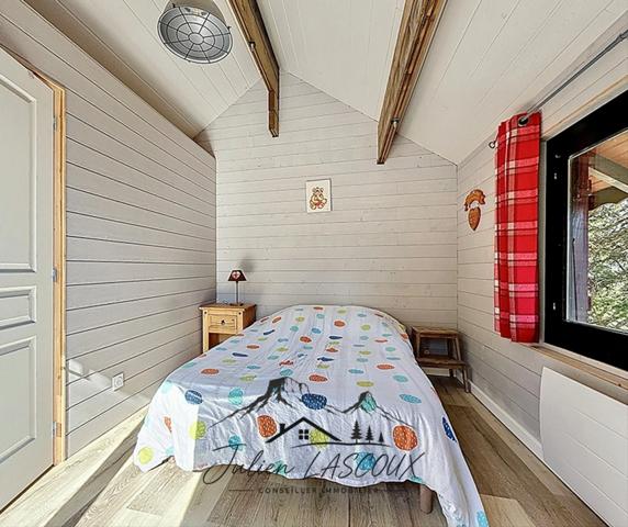 À VENDRE — CHARMANT PETIT CHALET AVEC DÉPENDANCE À LANS-EN-VERCORS (38)
