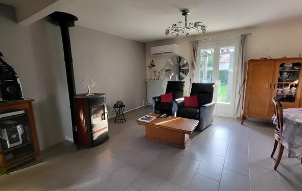 AGREABLE PAVILLON DE 115 M2 HABITABLES AU CALME