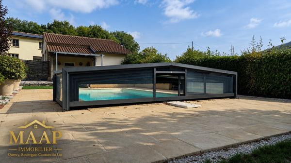 CAJARC – Maison entièrement rénovée - piscine couverte, grand garage 265 000 €