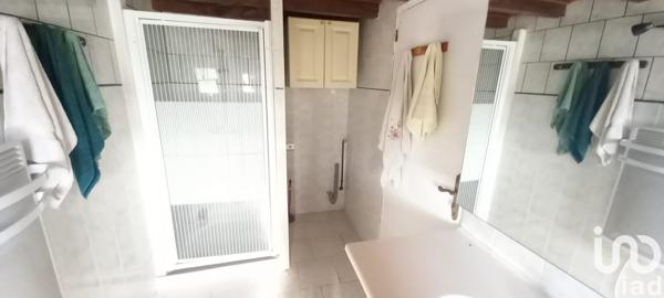 Maison 5 pièces de 120 m² à Cherves-Richemont (16370)