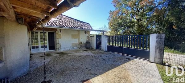 Maison 5 pièces de 120 m² à Cherves-Richemont (16370)