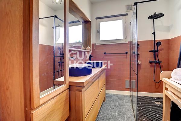 Proche A 43 et commerces, maison de 128 m2 à Nivolas Vermelle