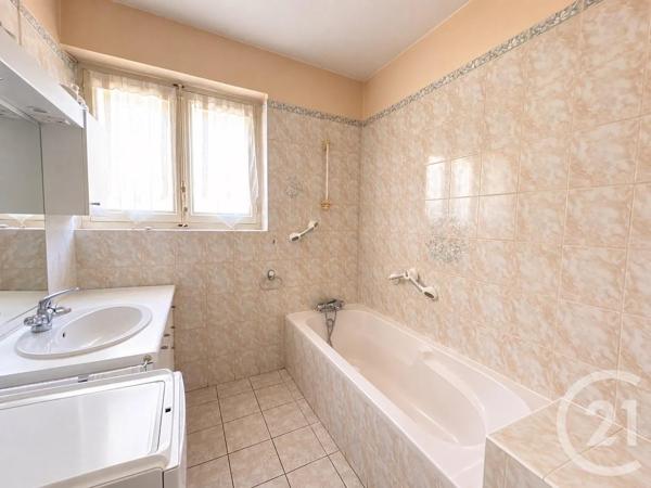 Maison à vendre  4 pièces - 80,32 m 2   VENISSIEUX  - 69
