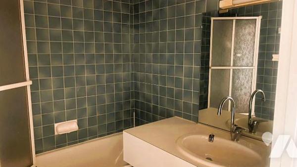 Calme et résidentiel, au bord de la mer. - Idéalement situé en première ligne, au sein de la Ré...