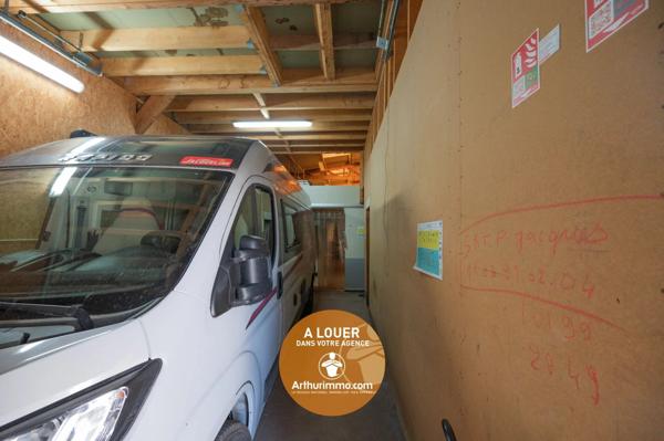 Location Local commercial à Honfleur