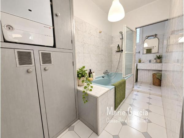 Appartement P5, 4 chambres, 2 caves, quartier Les Marronniers