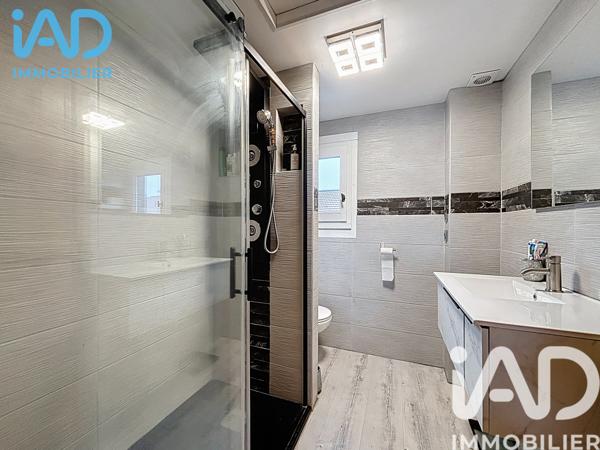 Maison à vendre 5 pièces 130 m² Saint-Jean-de-Gonville