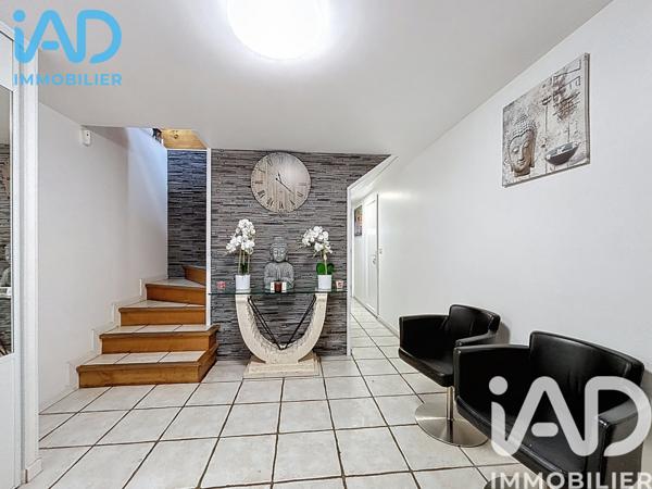 Maison à vendre 5 pièces 130 m² Saint-Jean-de-Gonville