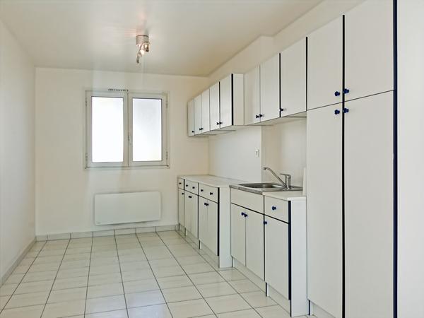 Challans - Médiathèque Local professionnel 98 m²