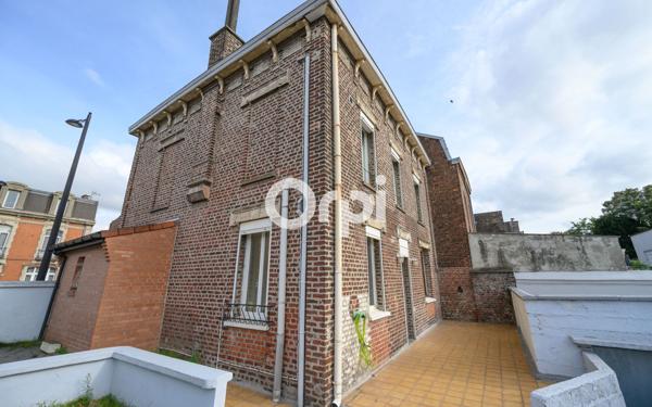 Maison à vendre    8 pièces •  Valenciennes