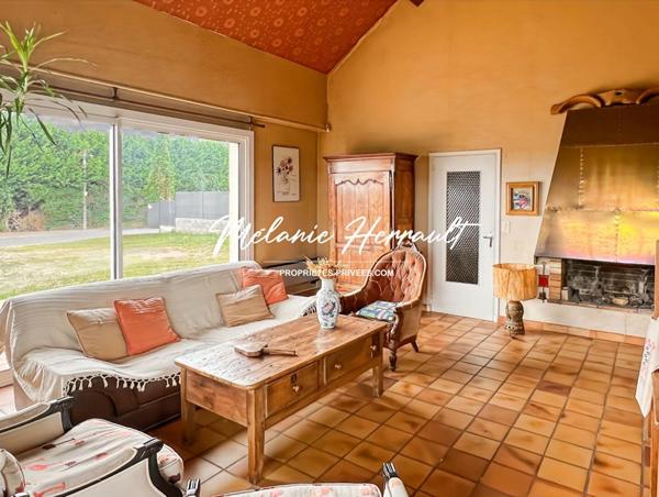 Maison 5 pièces - 3 chambres - La Guierche (72)